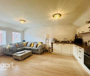 2 bedroom coach house to rent - Photo 4