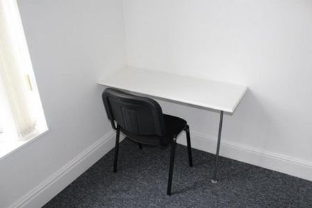 4 bedroom house to rent - Photo 4