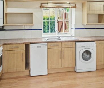 Garden Lane, Tyringham, Milton Keynes, MK16 - Photo 2