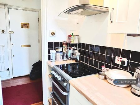 1 bedroom flat to rent - Photo 3