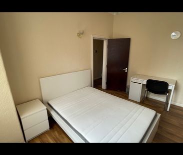 3 Bed End Terrace, Saxby Street, M6 - Photo 6