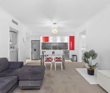 Modern Urban Living in the Heart of Southport - Convenience, Comfor... - Photo 1