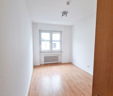 Zentrale 4-Zimmer-Wohnung für Familien - Photo 3