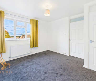 3 bedroom end of terrace house to rent - Photo 4