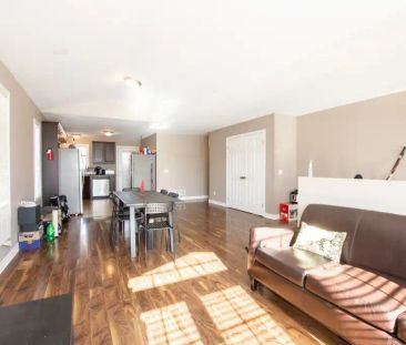 10 Trent Avenue — Room - Photo 4