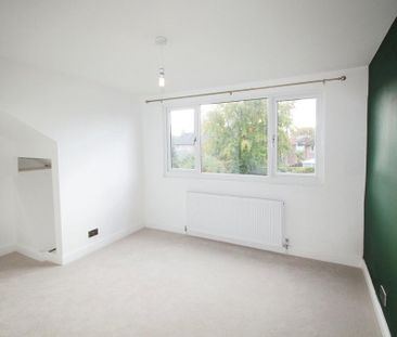 2 bedroom bungalow to rent - Photo 2