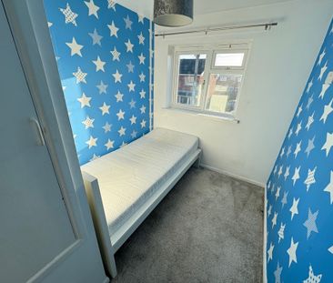 RodneyWay, ILKESTON - Photo 5