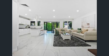 Grand Family Home! - Photo 5