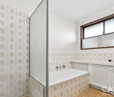 10 Exell Drive, Dandenong North - Photo 6