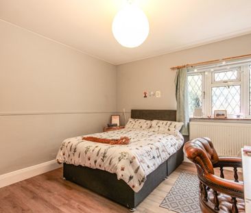 5 bed Semi-Detached House for Rent - Photo 4