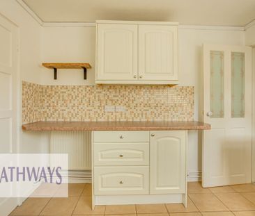 2 bed apartment to rent in Glosters Parade, Pontypool, NP4 - Photo 6