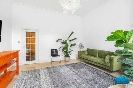 Woodside Park Road, North Finchley, London, N12 - Photo 2