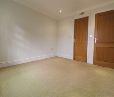 2 Bedroom Apartment To Let - Photo 3