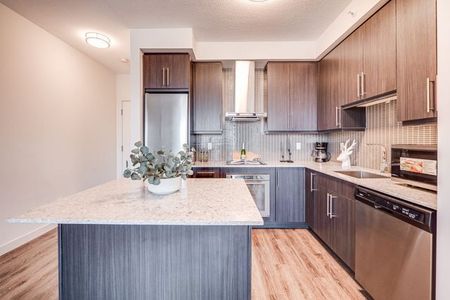 For Lease - 2093 Fairview Street Unit# 502, Burlington, Ontario - Photo 5