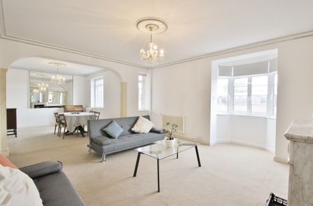 Latymer Court, Hammersmith Road, Hammersmith, London, W6 - Photo 3
