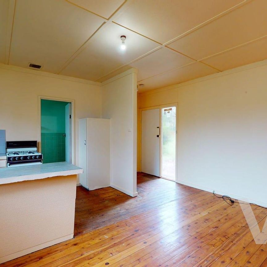 3/5 Charles Street, Charlestown - Photo 1