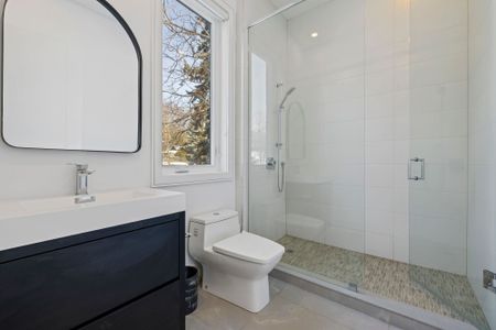 For Lease - 290 North Shore Boulevard, Burlington, Ontario - Photo 5