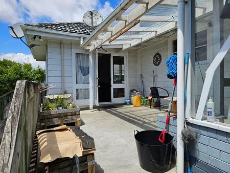 1 Bedroom Flatemate Wanted - Photo 2