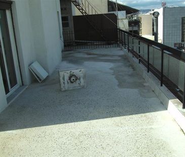 Ενοικίαση κατοικίας, 50 τ.μ., Καλλιθέα, 580 € - Photo 1