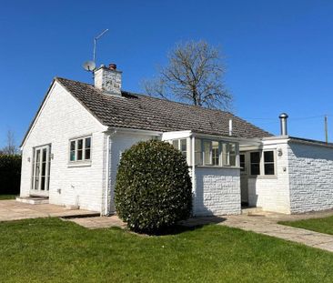 4 bedroom detached bungalow to rent - Photo 3