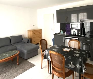 Location Appartement 2 pièces 36m² - Photo 2