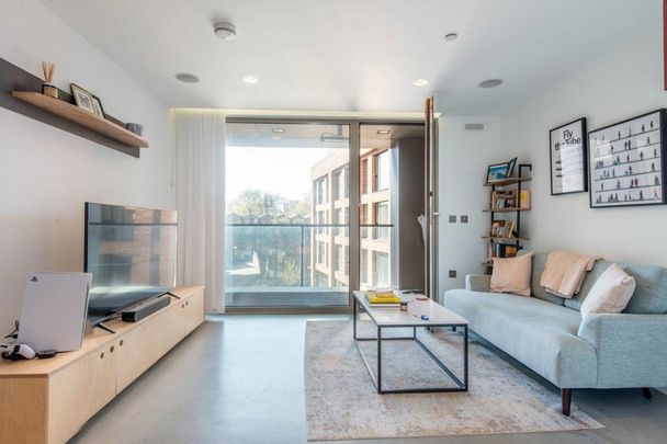 Helmsley Street, London Fields, E8 - Photo 1