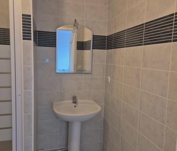 Location Appartement 2 pièces 46m² Y 80190 - Photo 3