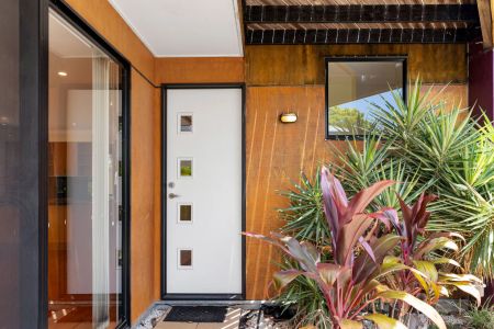 Spacious & Private Family Home in Prime Kelvin Grove Location - Photo 3