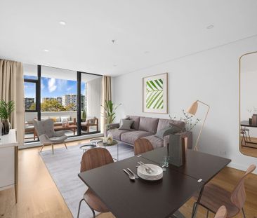 Super Spacious 2 Bed with Kitchen Island - Photo 1