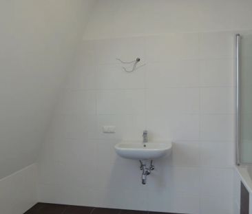 78m² 3 Zimmer-DG-Wohnung, +12m² Terrasse, inkl.PKW Abstellplatz - Photo 4