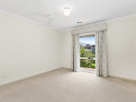 Perfect Unit In A Perfect Location! - Photo 4