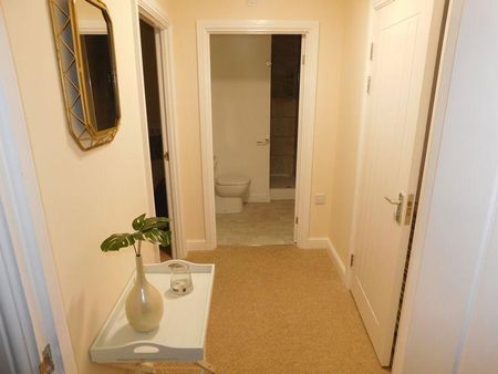 1 bedroom apartment to rent - Photo 2