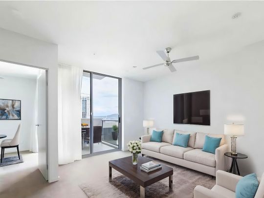 Luxurious Brisbane CBD Apartment with High-End Features - Photo 1