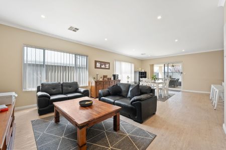 Spacious Family Home for Lease in Baldivis - Photo 5