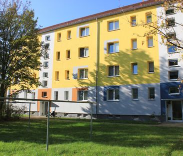 Einzug ab 01.12.2024 möglich. Familienwohnung mit Blick ins Grüne! - Photo 3