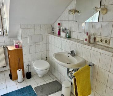 2-Zimmer-Wohnung mit Bad und Küche in ruhiger Lage. - Photo 1