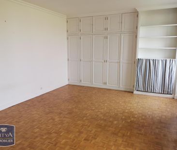 Location Appartement 3 pièces 79m² BLOIS 41000 - Photo 6