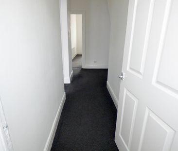 2 bed flat to rent in Milner Street, South Shields, NE33 - Photo 3
