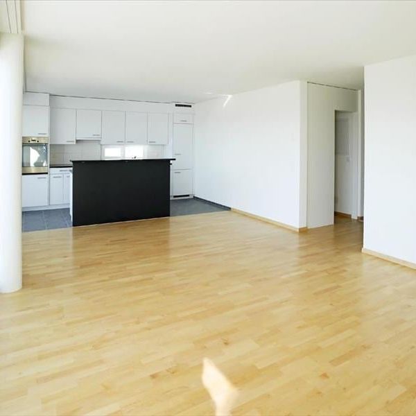 "Neuwertige Wohnung an ruhiger Lage!" - Photo 1