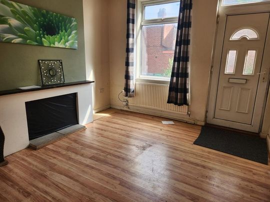 3 bedroom terraced house to rent - Photo 1