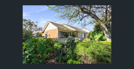 House Available for rent in Northfield - Photo 2