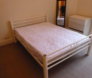 1 bedroom flat to rent - Photo 6