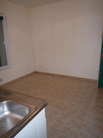 Location Appartement 1 pièce 15m² - Photo 2
