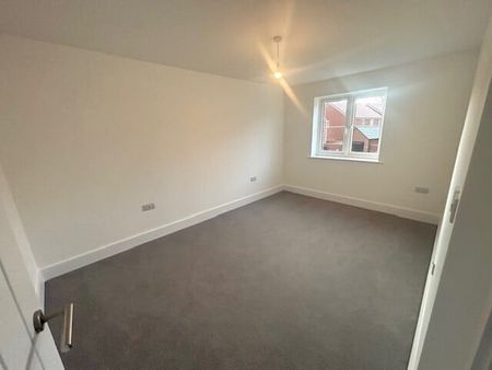 Bullfinches Way, Downham Market - Photo 2