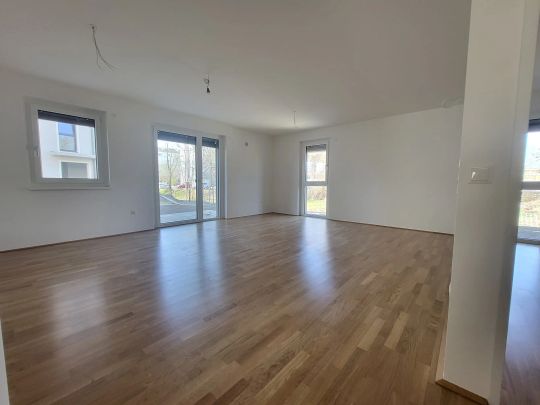 ERSTBEZUG 4-Zimmer-Wohnung mit Terrasse und Garten, Top 1 - Photo 1