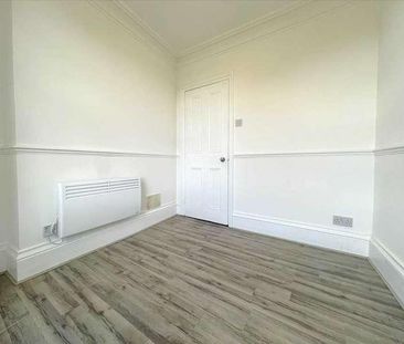 Trinity Court, Gravesend, DA12 - Photo 3