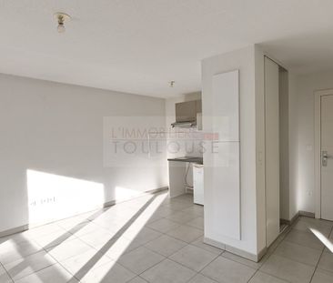 Location Appartement 2 pièces 40m² TOULOUSE 31200 - Photo 3