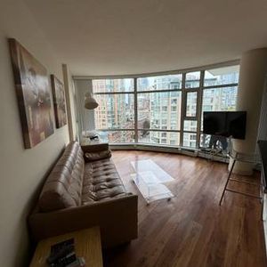 Furnished 1 bd + den in Yaletown - Photo 2