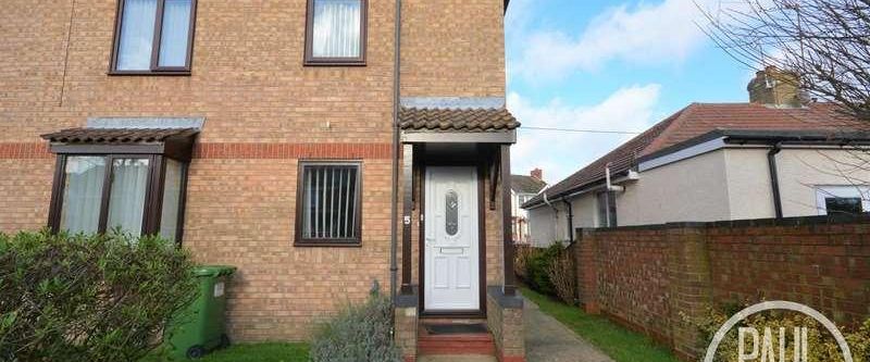 Fen Court, Lowestoft, NR33 - Photo 1