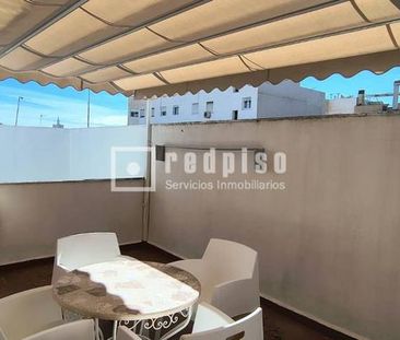 Alquiler de piso en Calle Enrique Scholtz - Photo 2